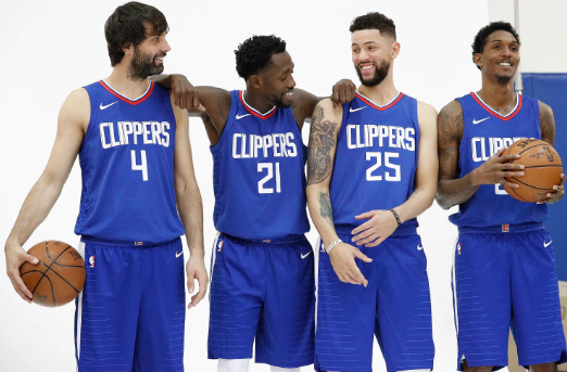 拓记：杨瀚森曾抱怨亚当斯轻易推走了他，但亚当斯已这么干十年了