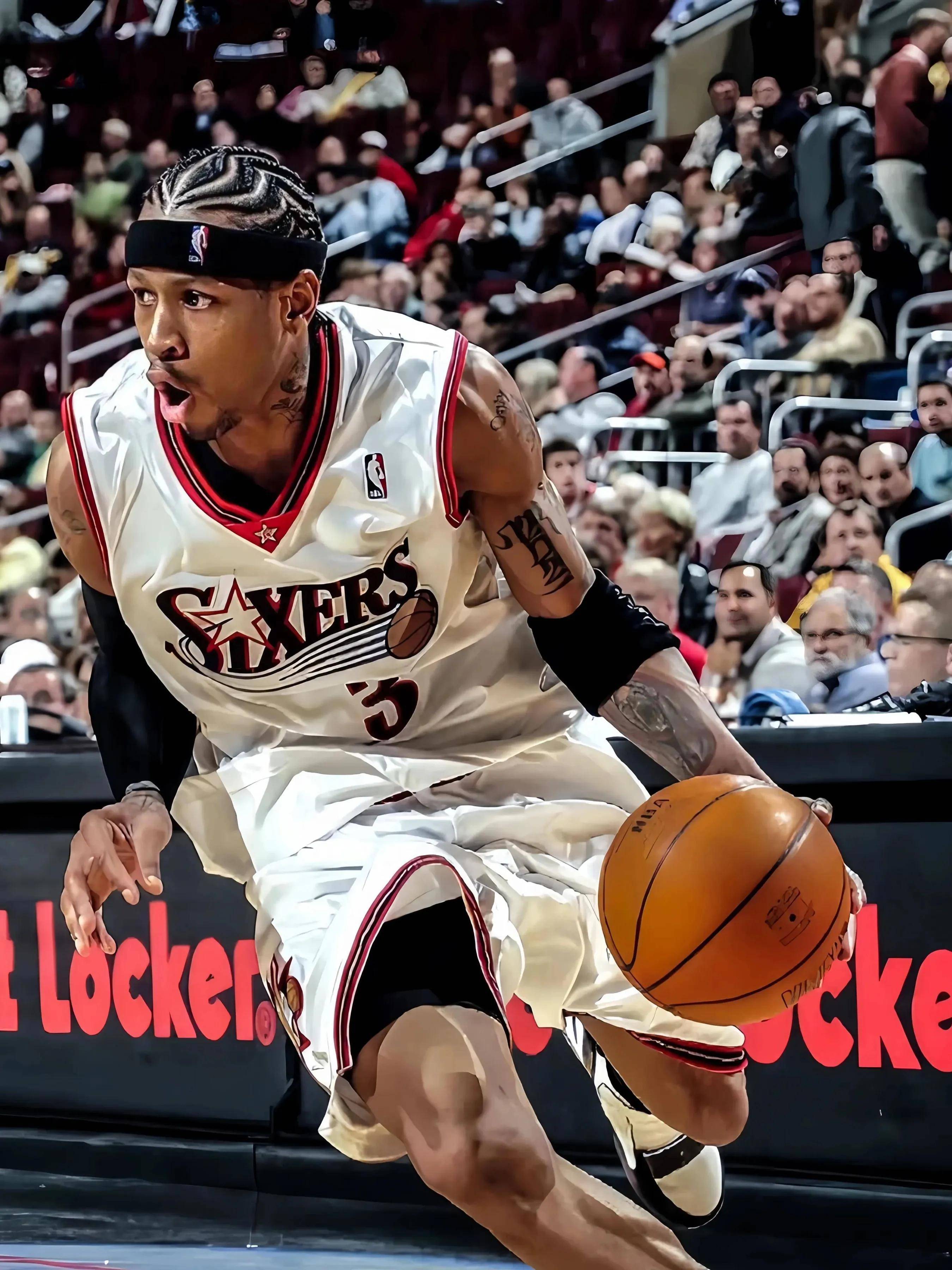 第12分钟 ｜ 图拉姆与戴维配合后于禁区线起脚：穆里奇再次做出扑救 ⚪️⚫️ #萨索洛vs尤文 [0-0] 来源：尤文官方推特