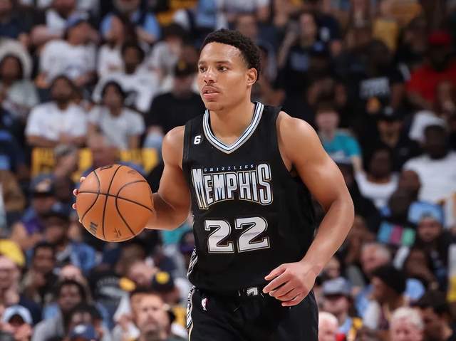 三分36中8！湖人惨败国王，东契奇空砍42分，揭露6大事实