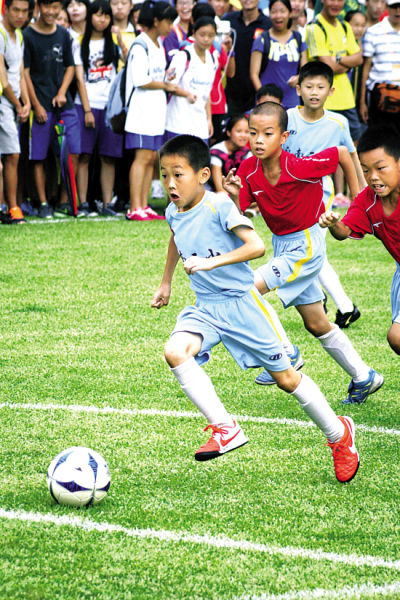 阿隆索听劝！首发拿掉1主力，皇马3-0差榜首1分，西甲2强争冠