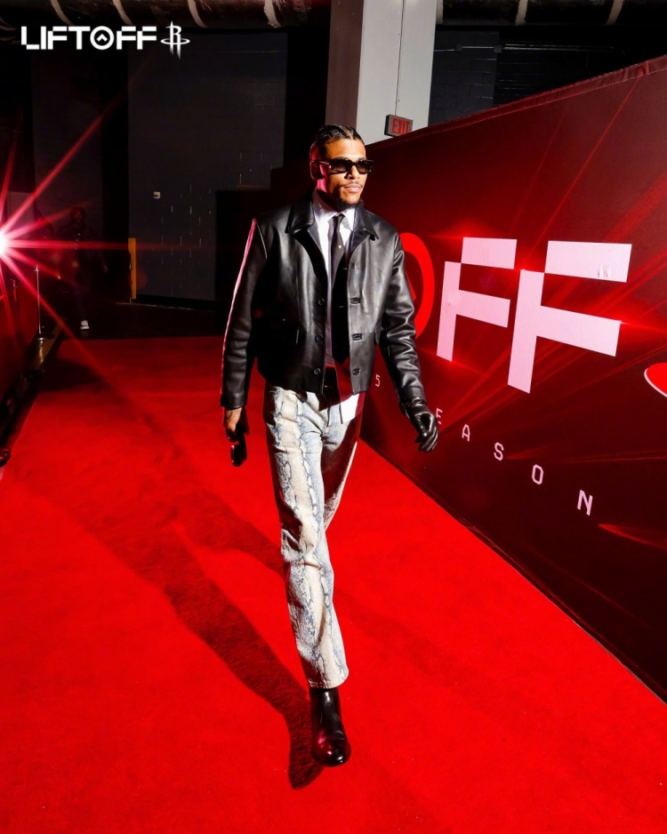 洛杉矶道奇队在 2022 赛季常规赛豪取队史纪录的 111 胜