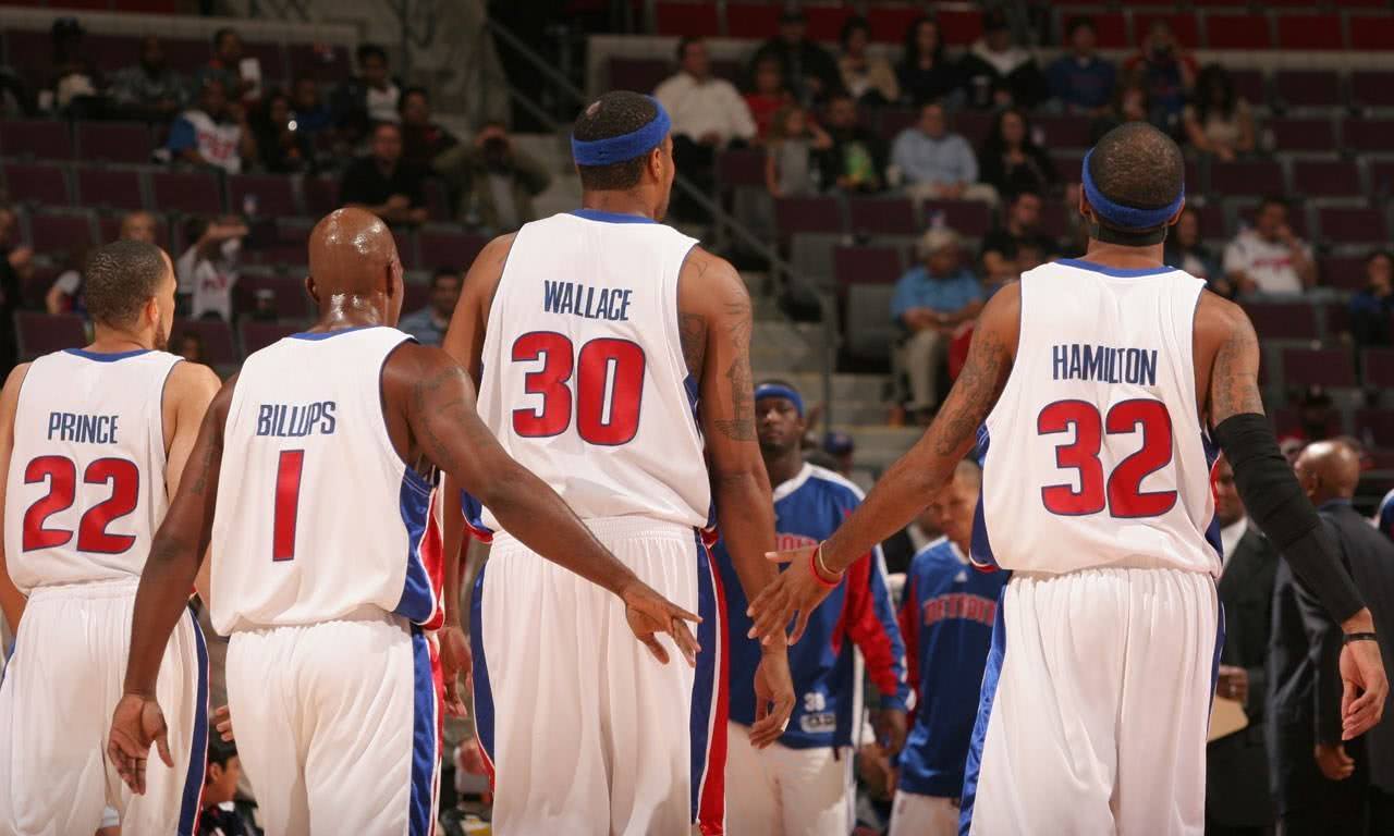 不远千里！朋友骑自行车从意大利来到曼彻斯特，与奥纳纳见面